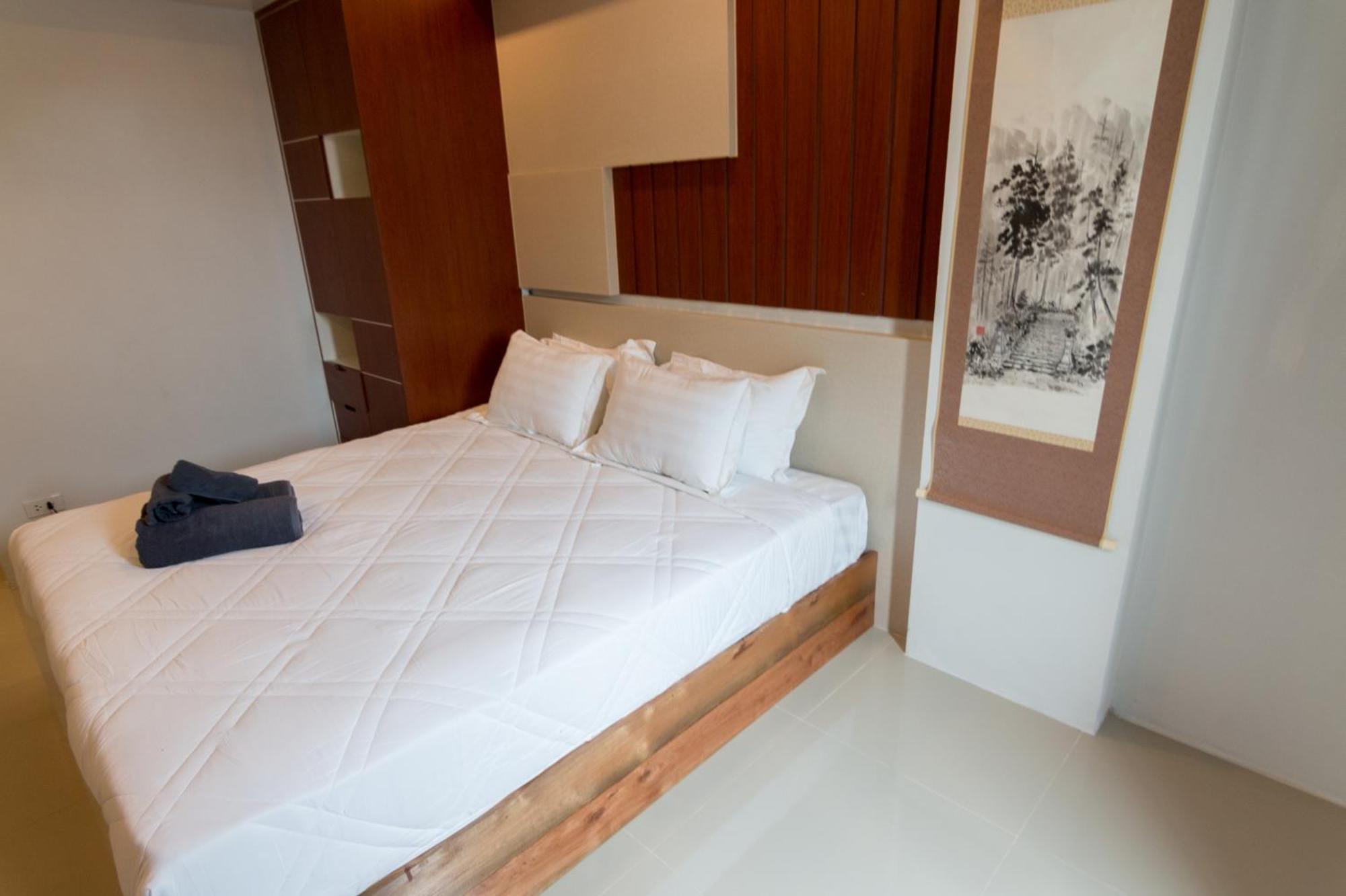 2 Feel Bed Station Aparthotel Удон Тани Стая снимка