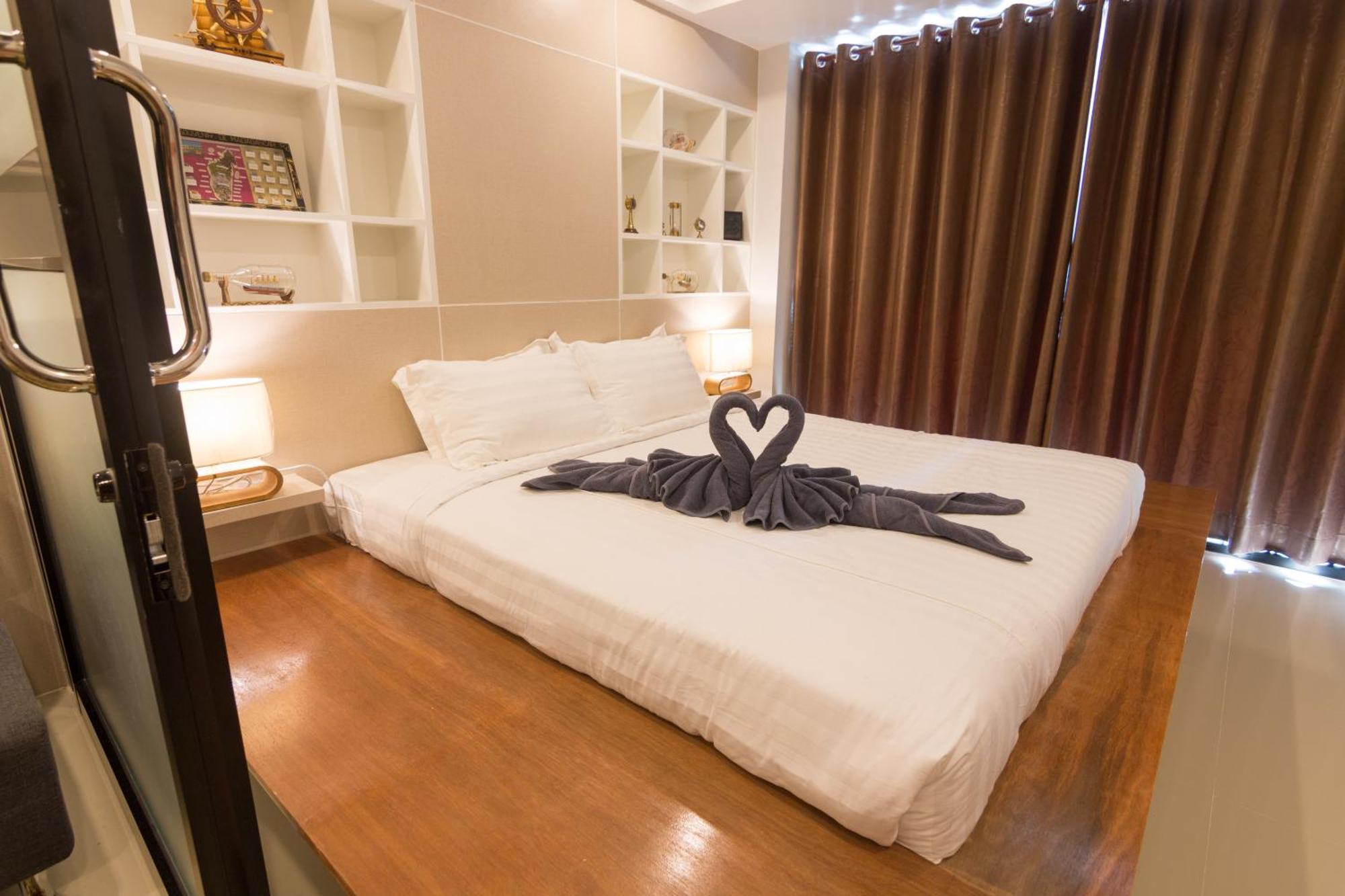2 Feel Bed Station Aparthotel Удон Тани Стая снимка
