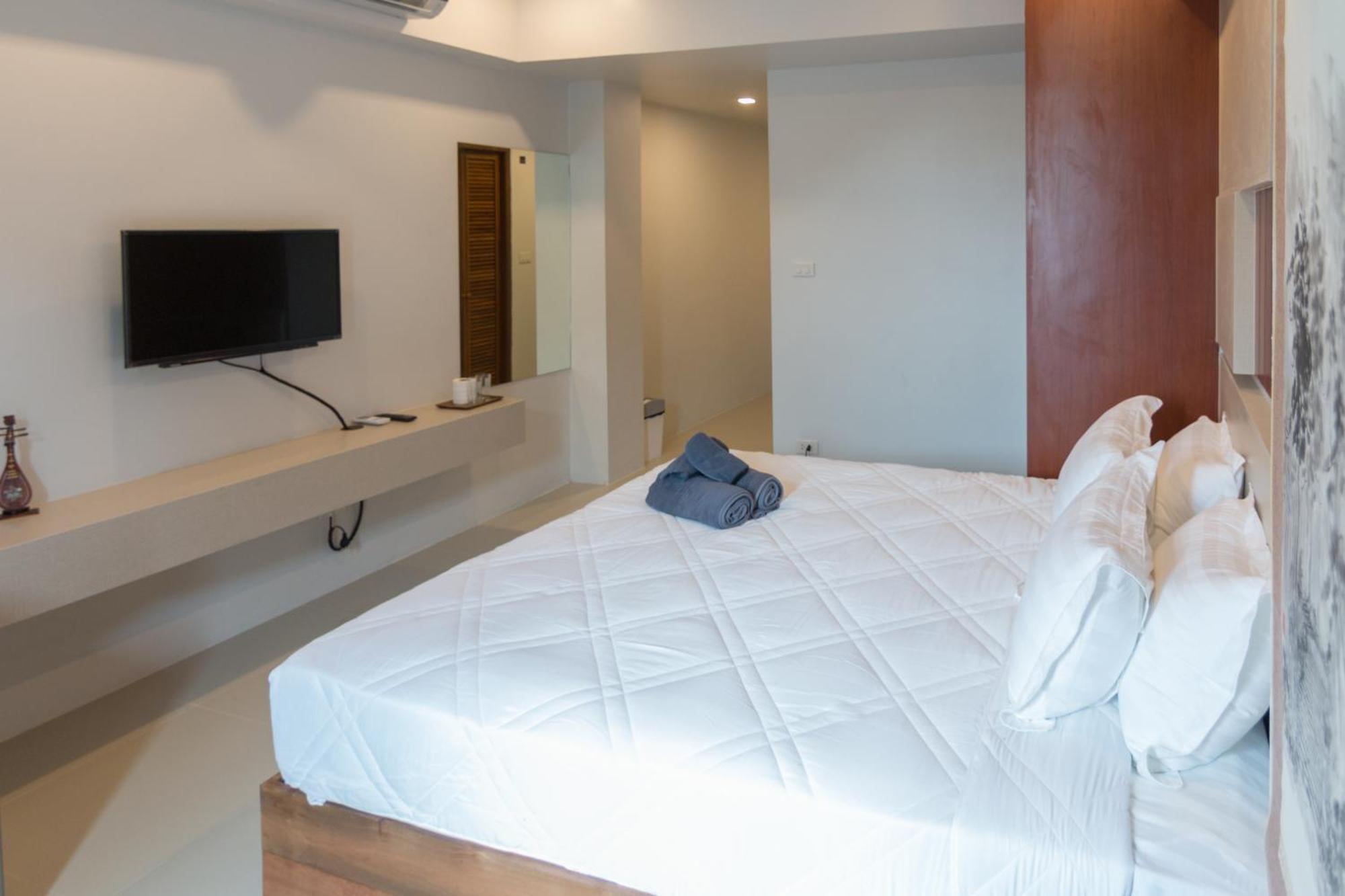 2 Feel Bed Station Aparthotel Удон Тани Стая снимка