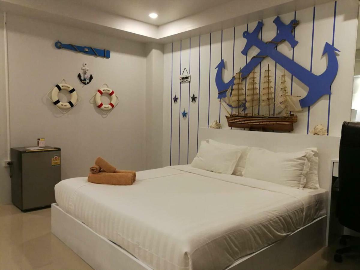2 Feel Bed Station Aparthotel Удон Тани Екстериор снимка